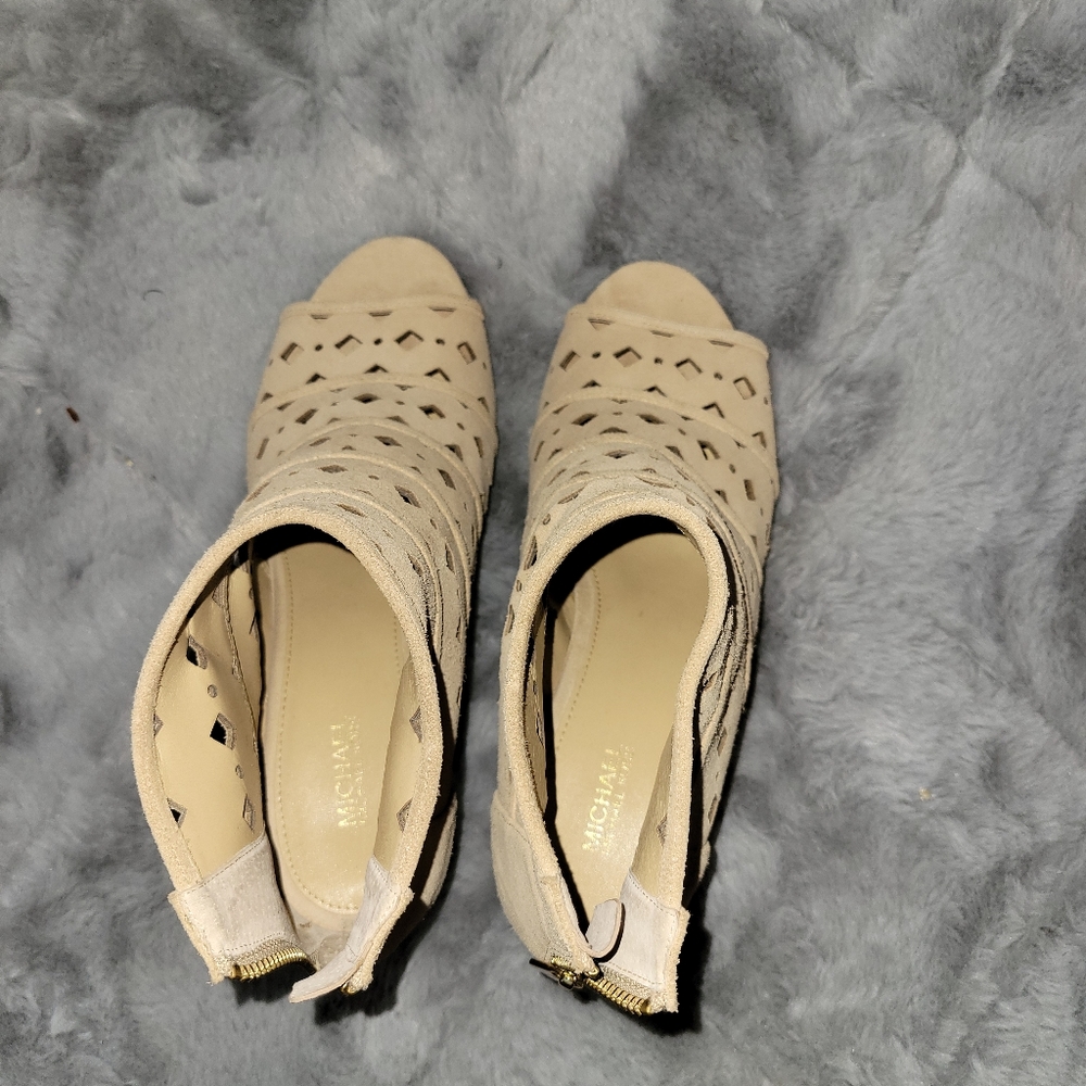Size 8.5 Michael Kors Wedges